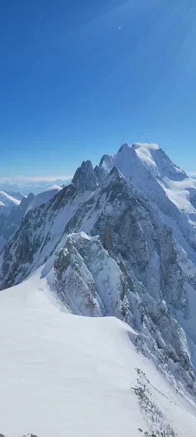 Blick vom Gipfel der Aiguille Rochefort richtung Grandes Jorasses